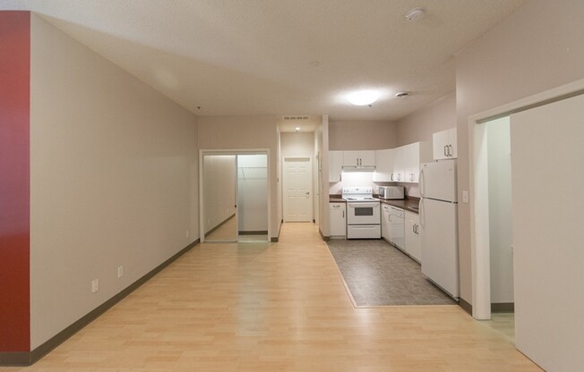 Studio, 1 bath, 565 sqft, $1,255, Unit 109