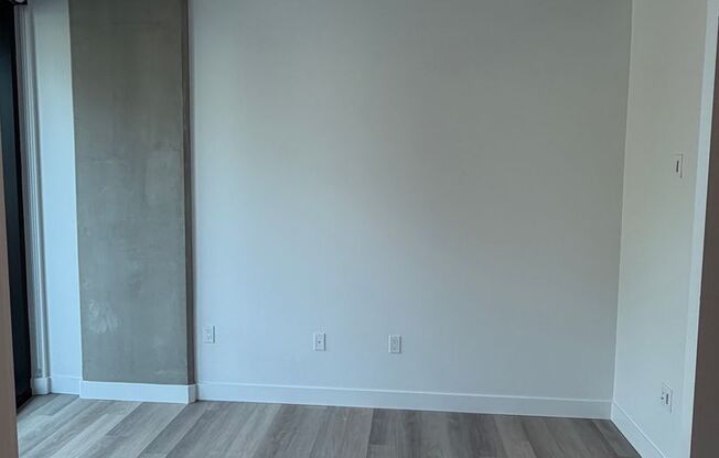 2 beds, 2 baths, 816 sqft, $4,210, Unit 409