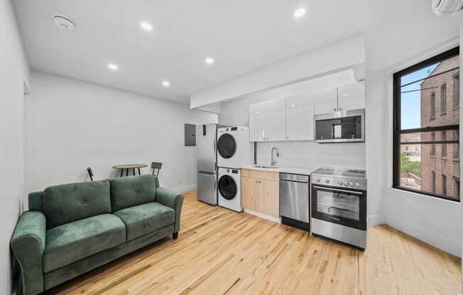 2505-2509 Hoffman BH LLC (2505)