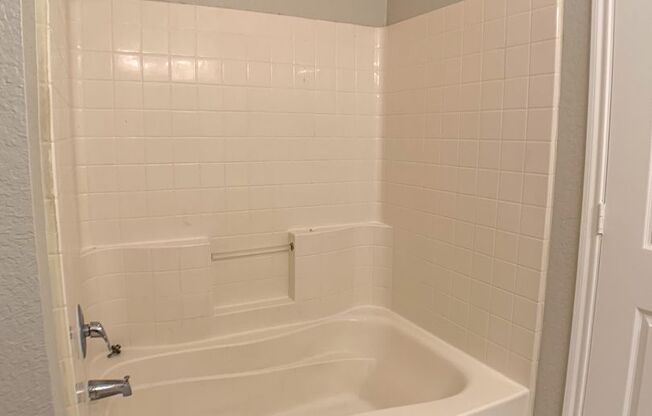 2 beds, 2 baths, $1,850, Unit Unit 240