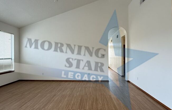 Move-in Special! Charming Home with Mountain Views!