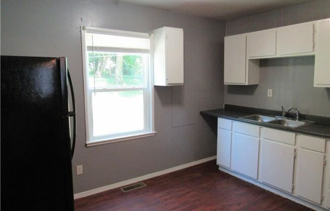 Cozy Vineyard Living – 3BR/2BA Home Near Parks, Dining & More!