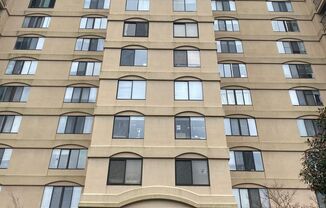 2 Bedroom 2 Bathroom Unit @ Park Circle