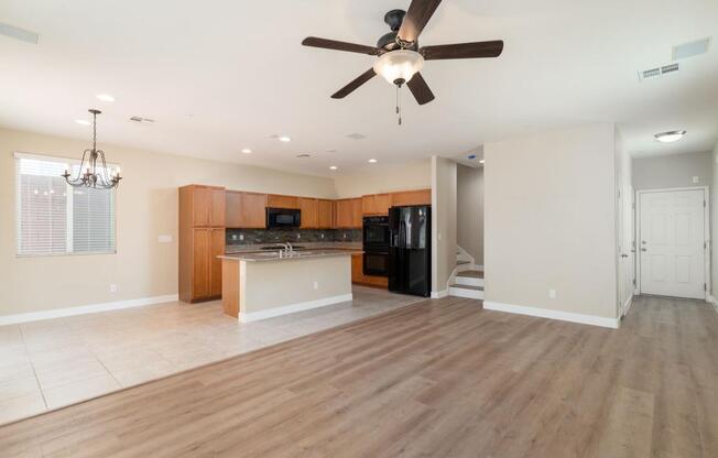 3 beds, 2 baths, 1,764 sqft, $2,100