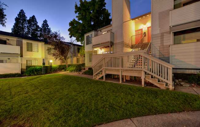 the preserve at ballantyne commons exterior view of apartments at night