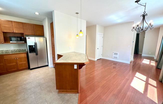 Spacious 3bed/3.5bath Townhome in West Seattle!