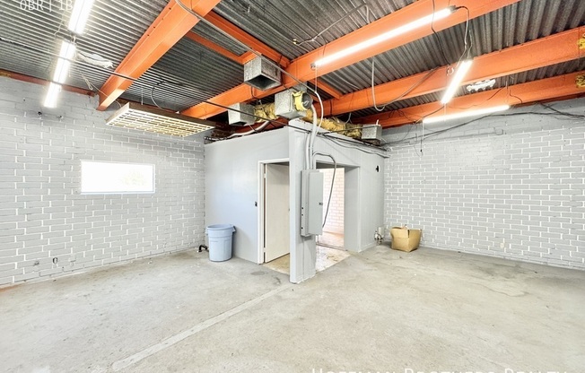 5763 W PICO BLVD