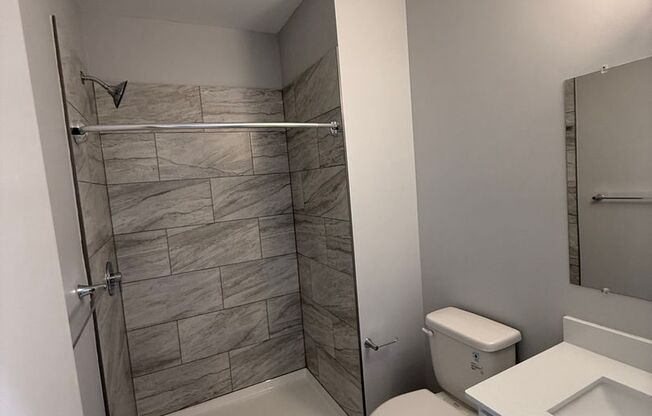 1 bed, 1 bath, 550 sqft, $1,475, Unit 1205