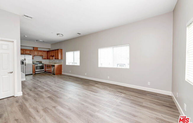 2 beds, 2.5 baths, 1,200 sqft, $2,900, Unit 101