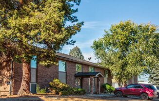 Morain Estates - 1, 2, and 3-Bedroom Apartments and Townhomes in Kennewick, WA