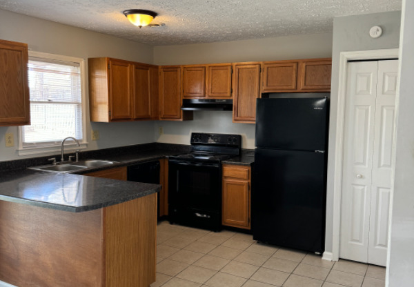 481 FOX HBR DR