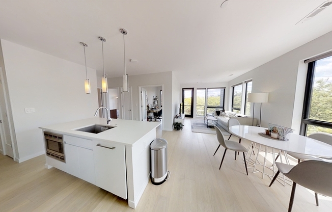 3 beds, 2 baths, 1,087 sqft, $6,000, Unit 329