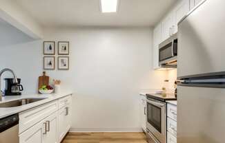 Woodbrook Apartments in Twin Creek, Everett, Washington