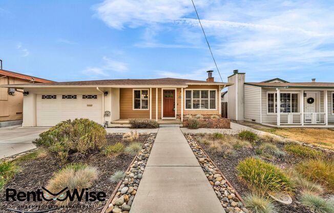 338 ARBOR DR