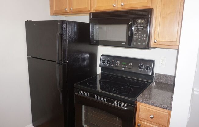 One Bed - One Bath - Water Front - Second Floor