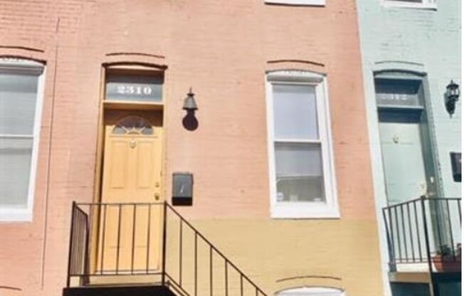 Lovely 2 BR home in Old Goucher