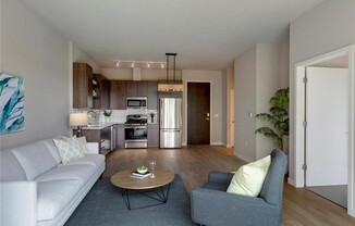 10 2nd Street SE
