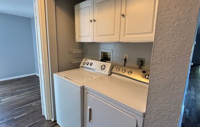 3 beds, 3 baths, 1,938 sqft, $2,690, Unit Unit 4