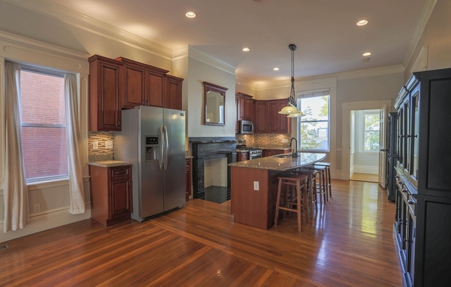 3 beds, 2 baths, 1,500 sqft, $3,950, Unit 2