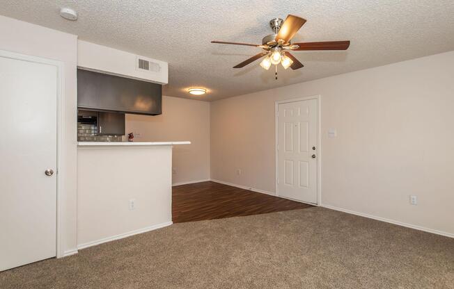 Home - The Range Apartments - Fort Worth, TX