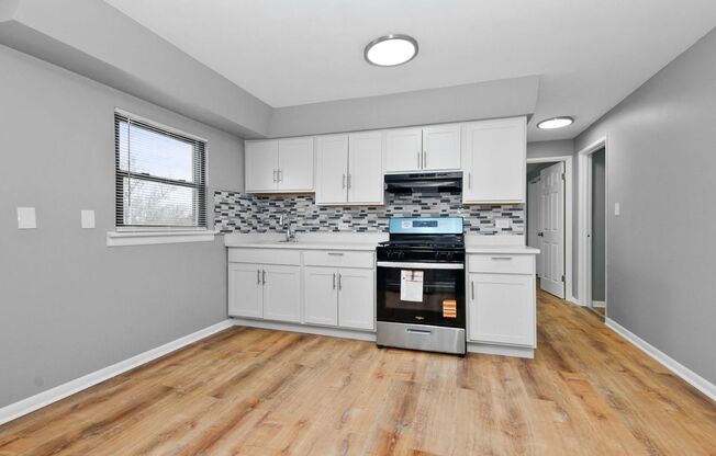 7900 S. Paxton Ave.