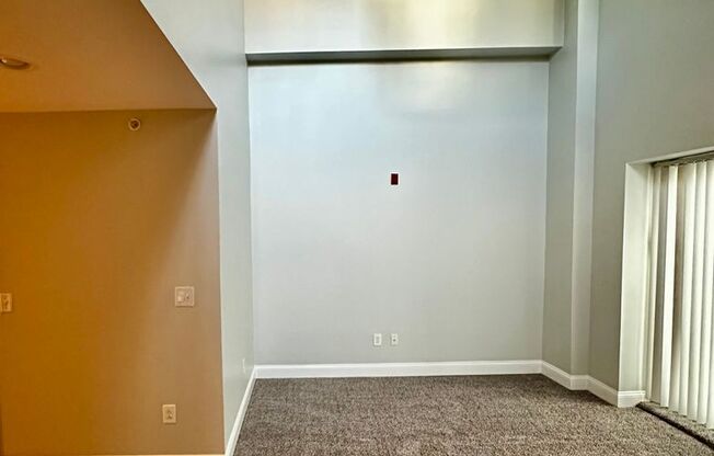 2 beds, 1.5 baths, 840 sqft, $2,295, Unit 104