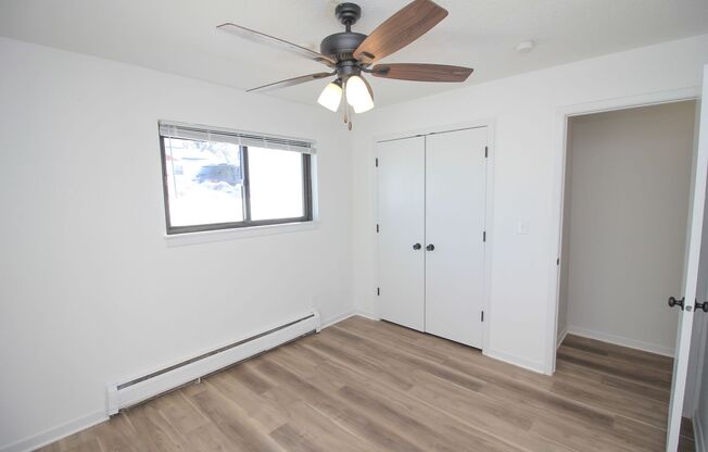 1 bed, 1 bath, 832 sqft, $775, Unit 308 Lewis Ave - Unit 4