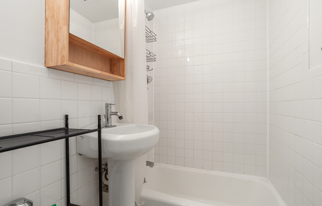 Studio, 1 bath, $3,045, Unit 4K