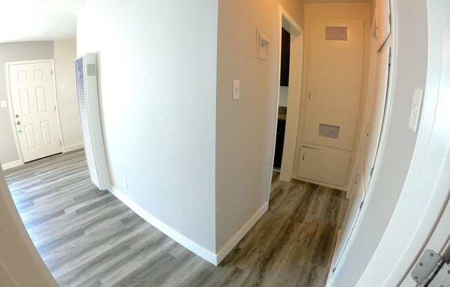 1 bed, 1 bath, 550 sqft, $1,750, Unit 2