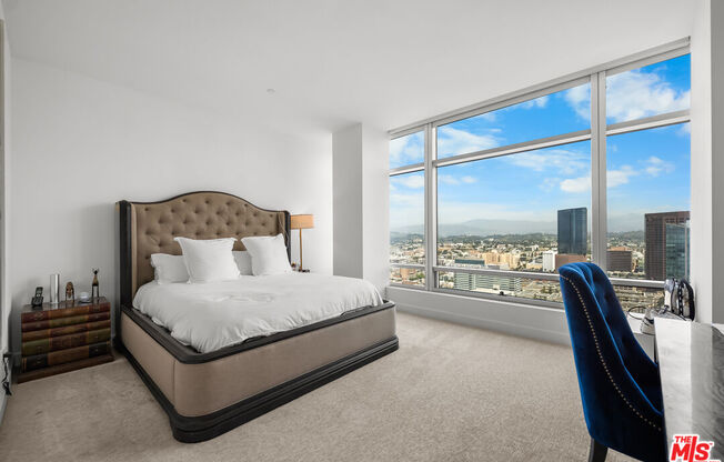 2 beds, 3 baths, 1,700 sqft, $9,500, Unit 37K