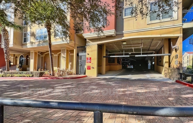 1711 Old Spanish Trail