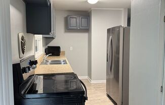 3 beds, 1 bath, $1,600