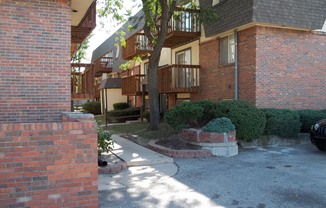 Highland Square Apartments