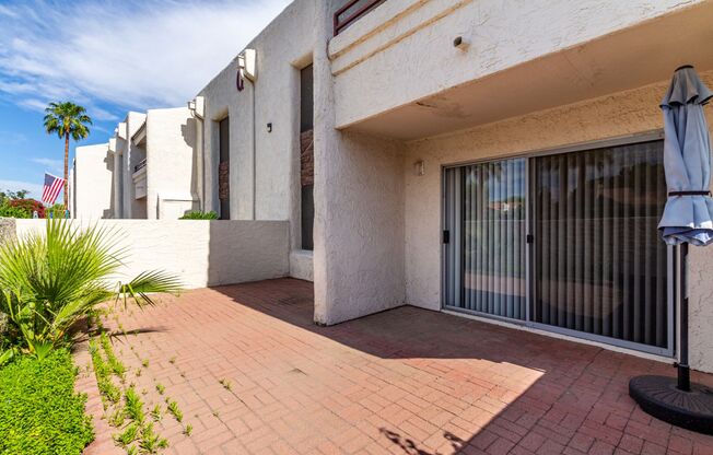 1 bed, 1 bath, 727 sqft, $1,425, Unit Q109