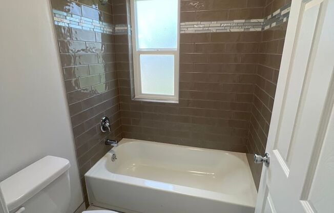 1 bed, 1 bath, 760 sqft, $1,680, Unit 604