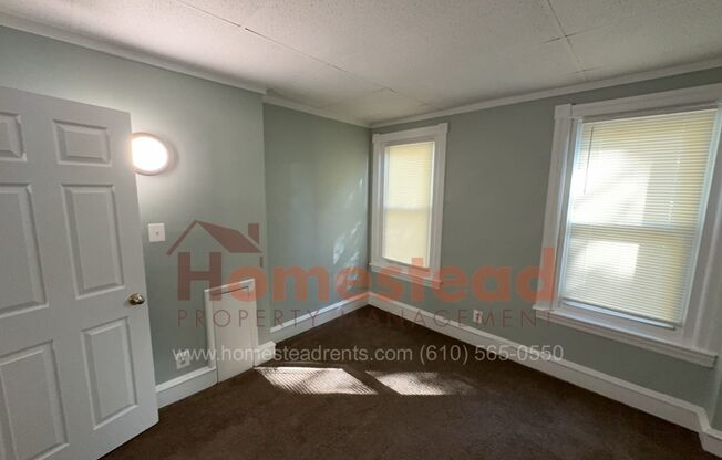 3 beds, 1 bath, $1,600