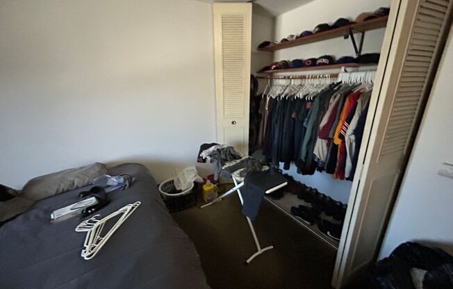 1 bed, 1 bath, $995, Unit 213