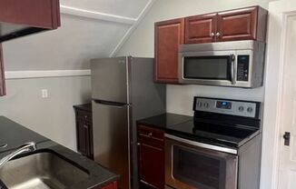 1 bed, 1 bath, $1,050, Unit Howell #3