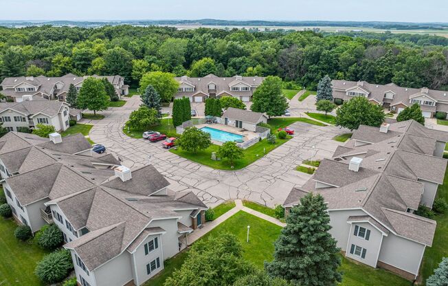 3 beds, 2 baths, 1,250 sqft, $1,999, Unit FR 3263