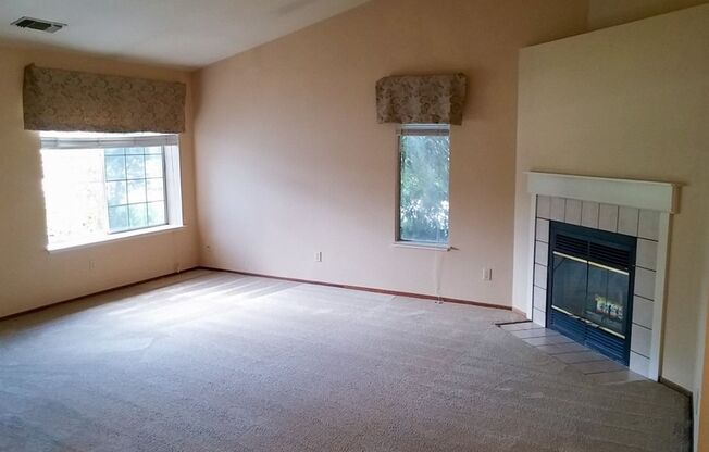 $500 MOVE IN SPECIAL OFF FIRST MONTHS RENT.