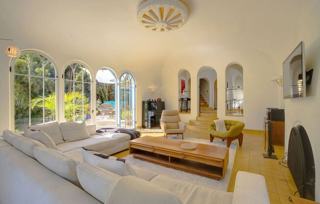 Glorious Gated Private 3 bed/ 3 bath Furnished Spanish Villa with Pool and Hot Tub in the Heart of Los Feliz!