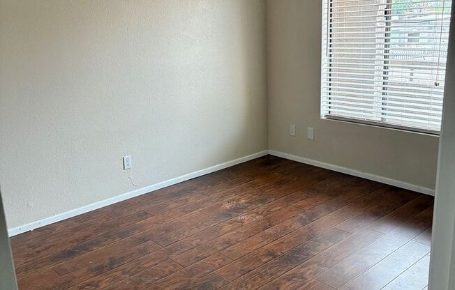 2 beds, 2 baths, $1,195, Unit # 287