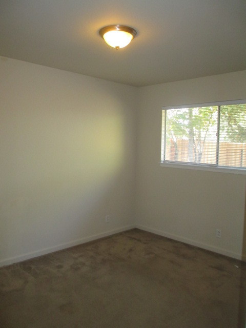 2 beds, 1 bath, 793 sqft, $1,700, Unit 8855