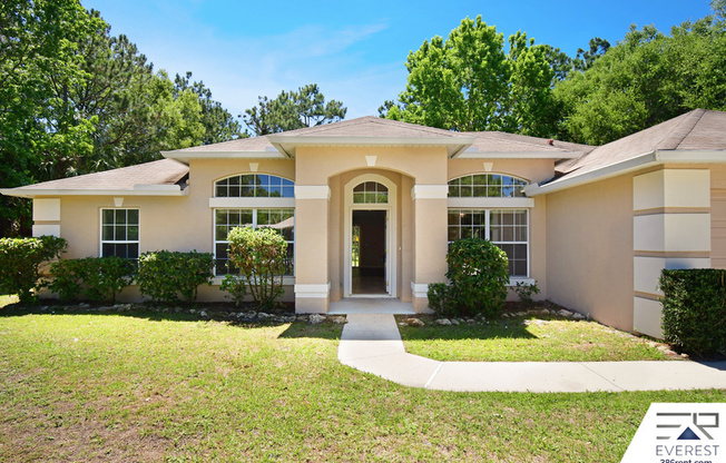 32 PIERCE LN