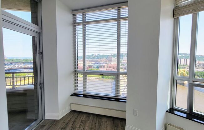 2 beds, 2 baths, 1,389 sqft, $4,350, Unit 1604