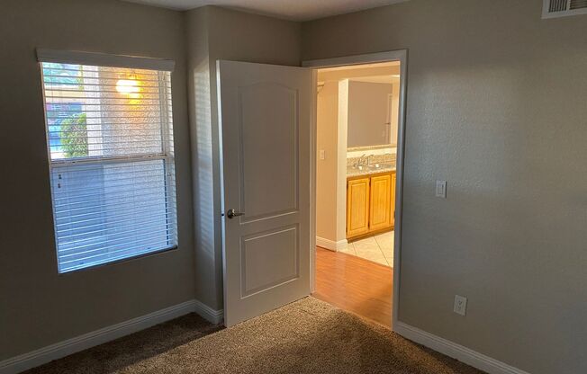 2 beds, 2 baths, $1,400, Unit UNIT # 1190