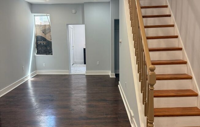 Charming 2-Bedroom Home in Port Richmond Available For Rent!