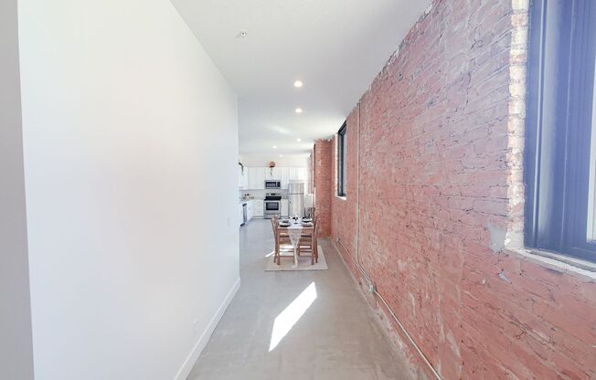 1 bed, 1 bath, 760 sqft, $1,345, Unit B204