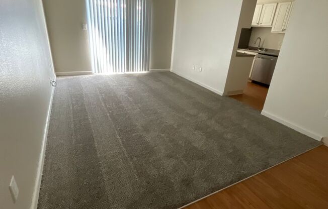 1 bed, 1 bath, 592 sqft, $999, Unit 69