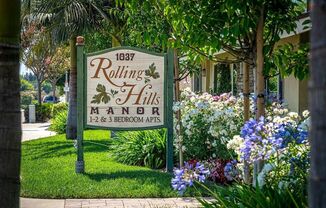 ROLLING HILLS MANOR APTS
